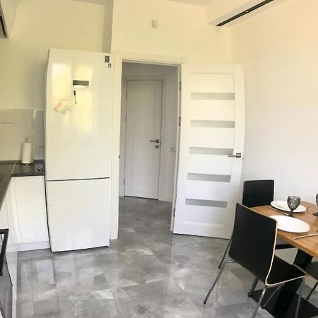 Затишні Та Просторі Апартаменти В Новобудові Ternópil Exterior foto